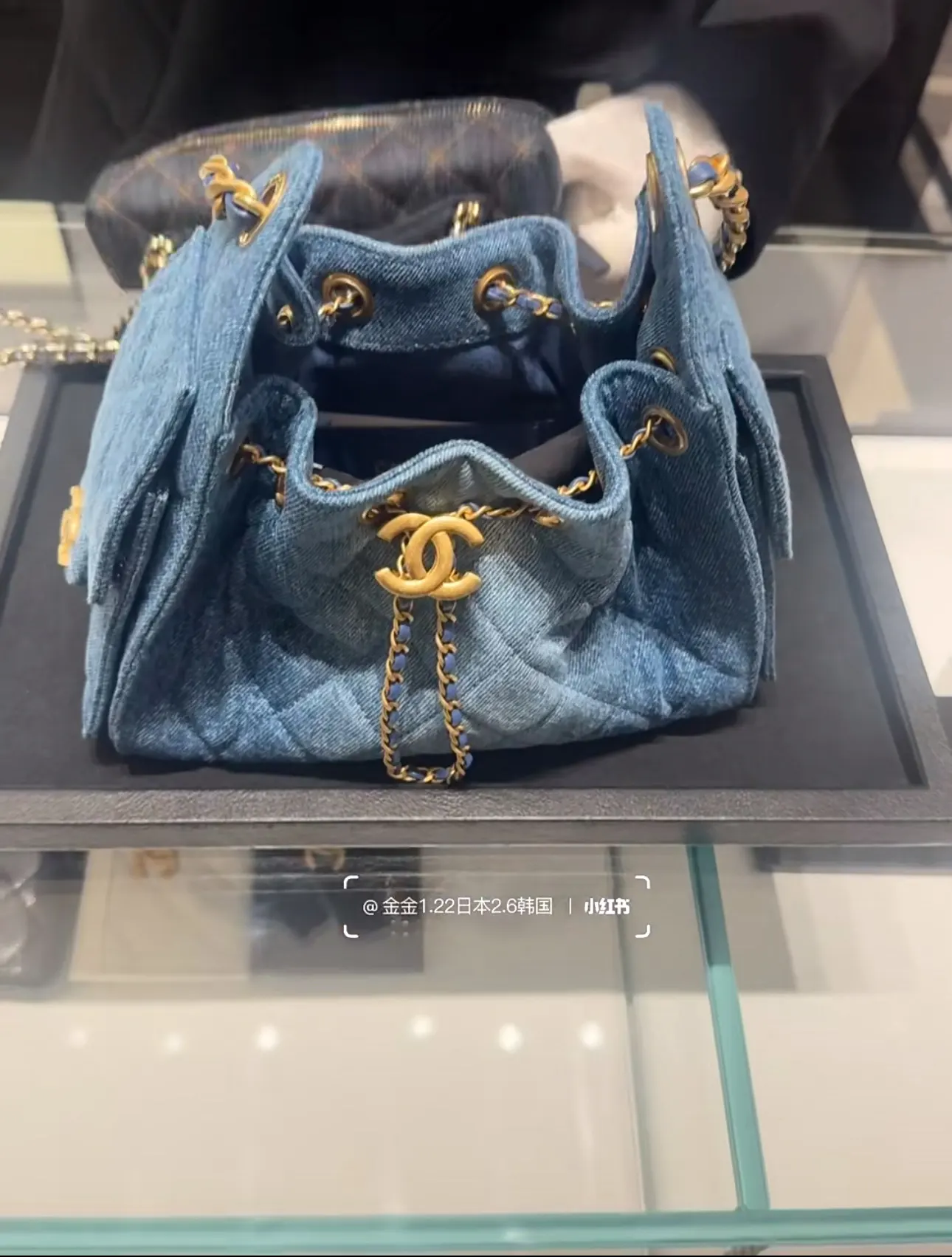 Chanel 白色牛皮Hobo腋下包 金链 复古