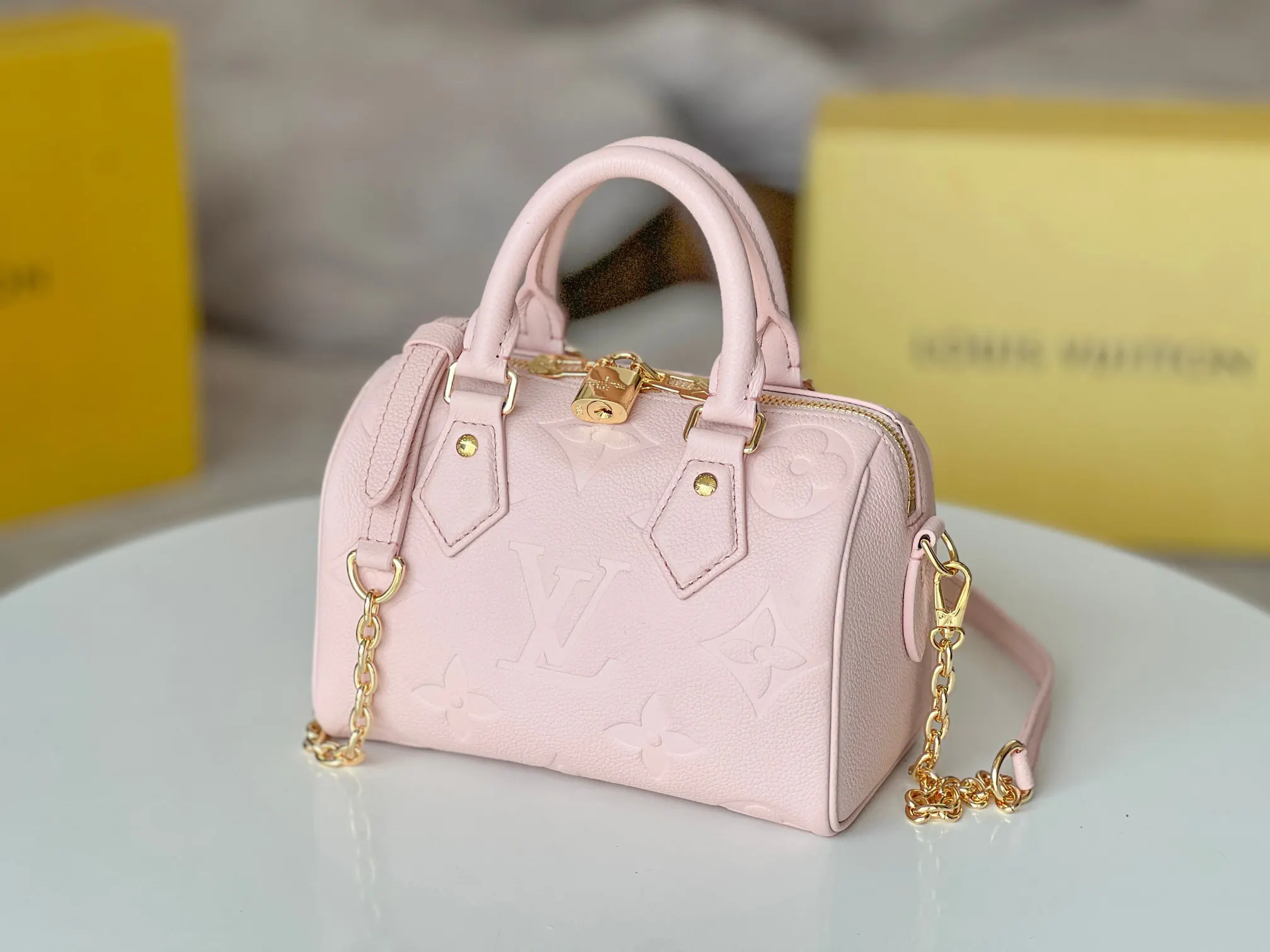 LV Speedy 牛皮 行李箱 旅行拉杆款 輕便出行款