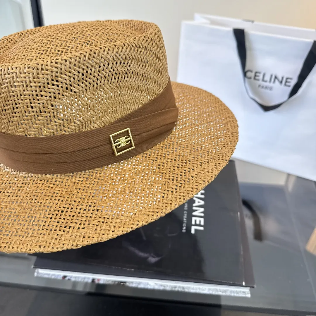 Celine 帽子 日常造型款