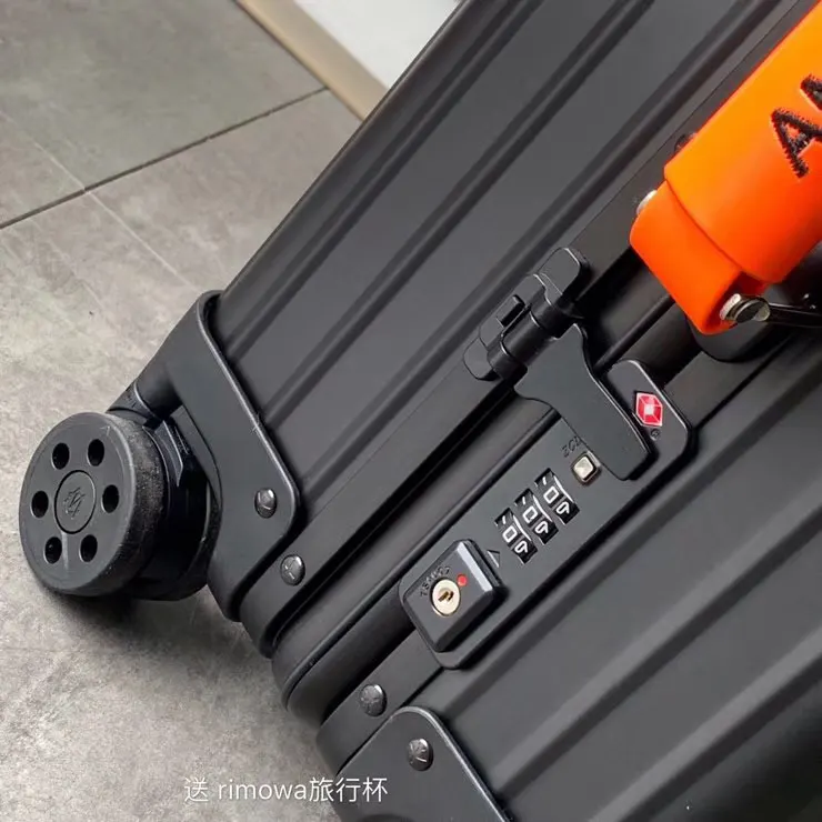 黑色 銀色 RIMOWA AM 聯名款 行李箱 旅行拉杆款 輕便出行款