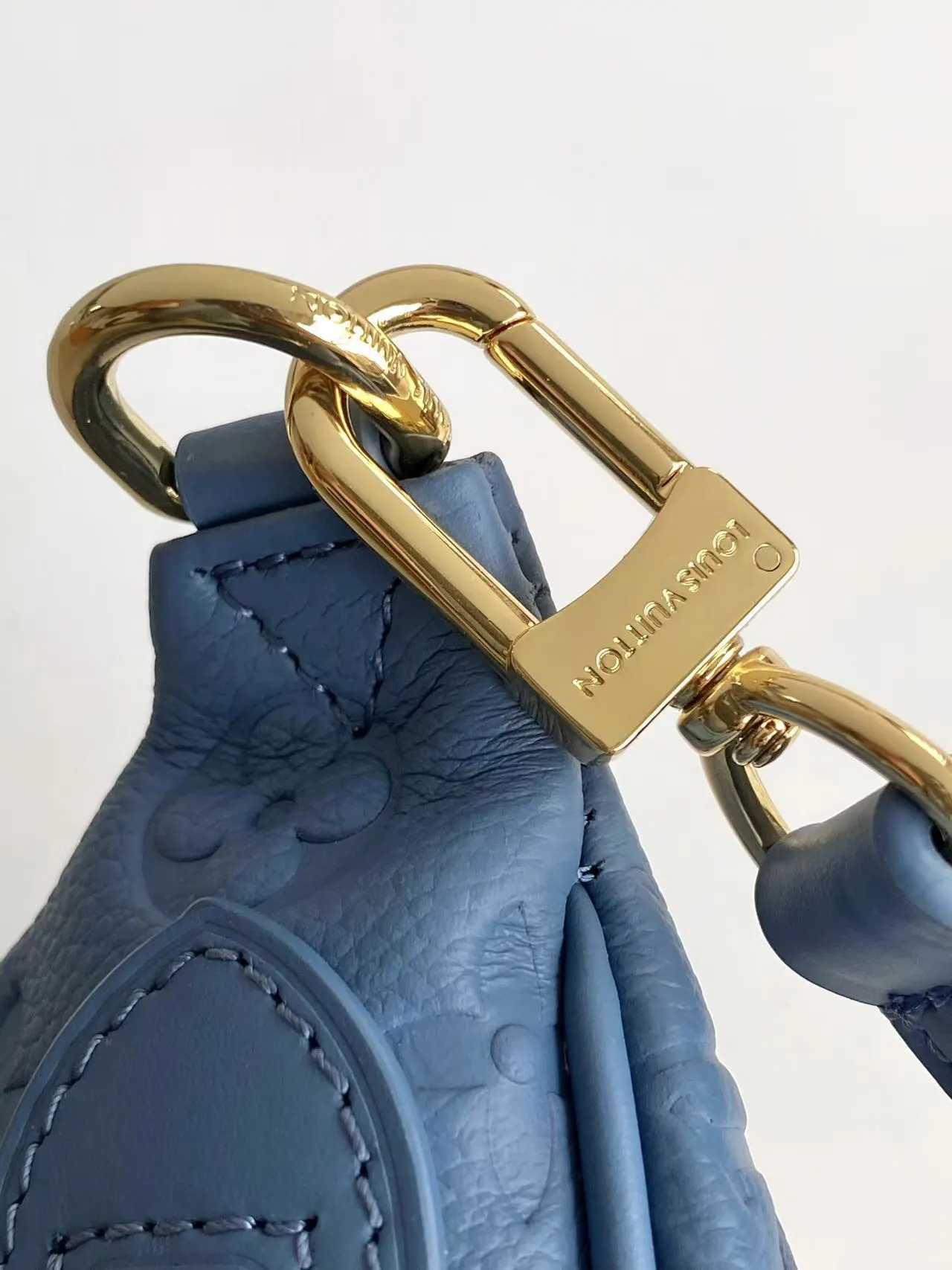 Gold Belt Bag Casual Leather