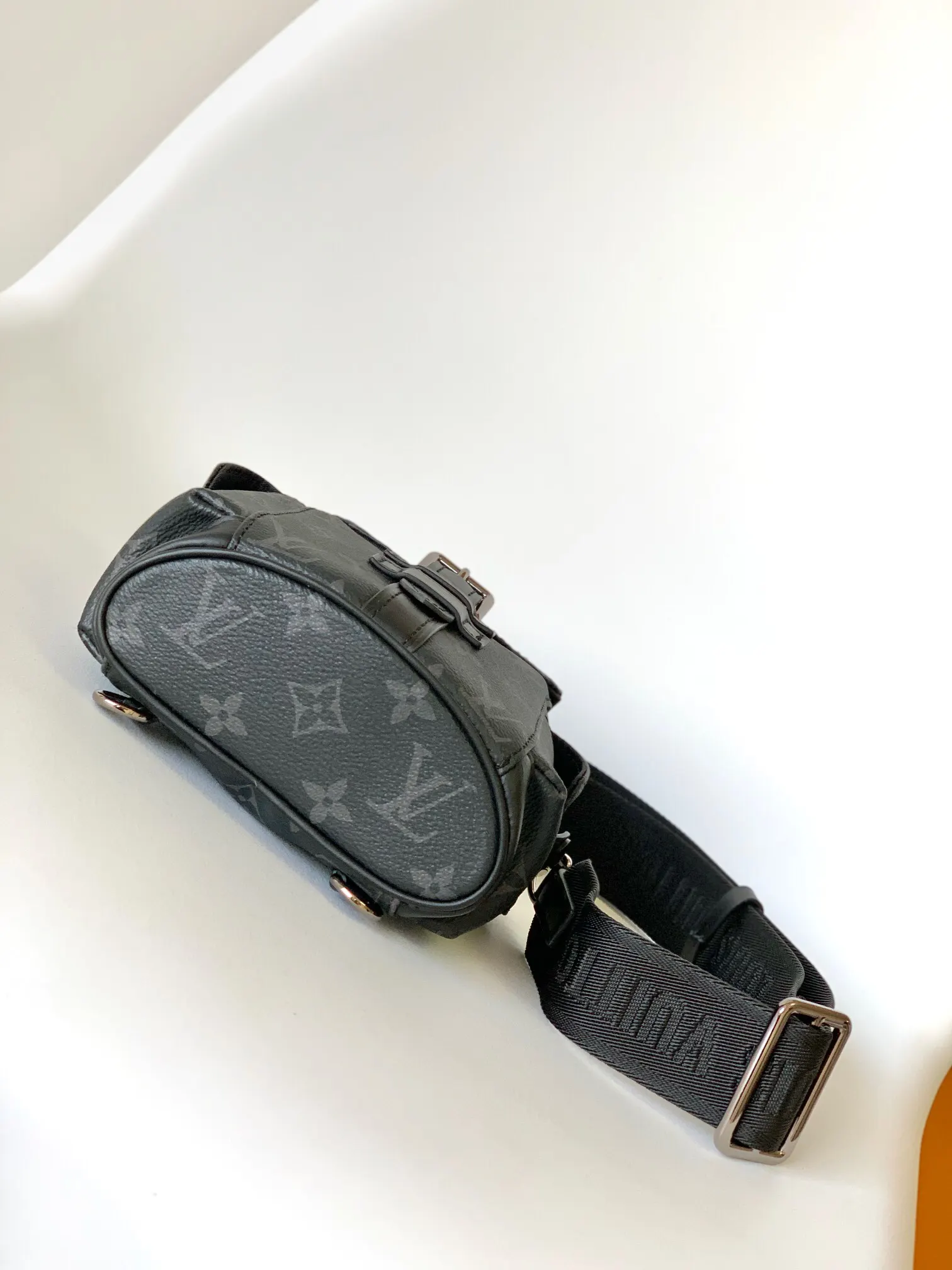 Louis Vuitton Shoulder Bag