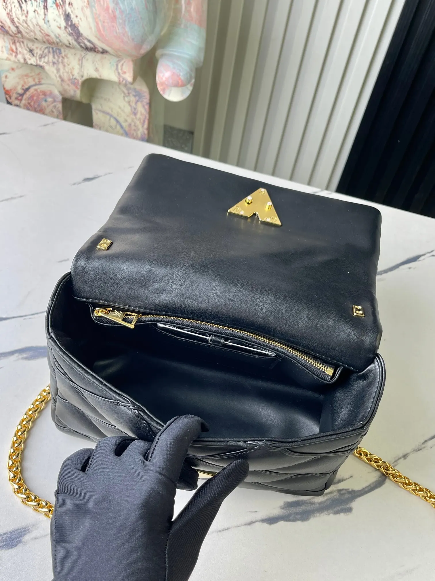 Louis Vuitton Black Suitcase Travel Lightweight Image 9 Louis Vuitton Black Suitcase Travel Lightweight Image 9