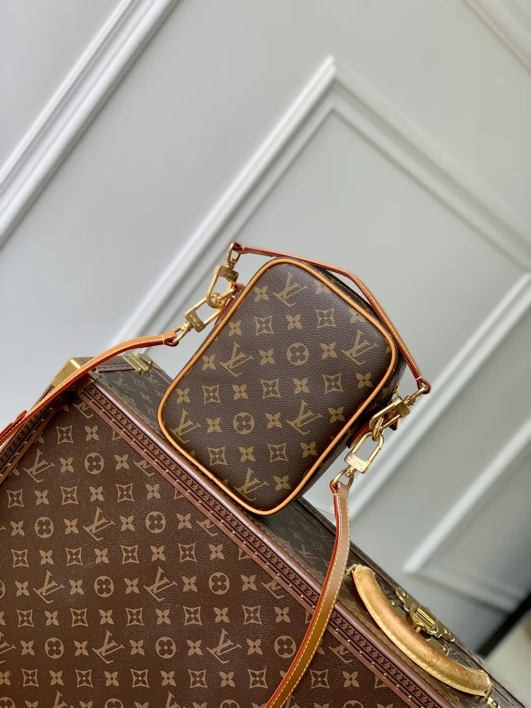 Louis Vuitton M14013 Monogram 斜挎包