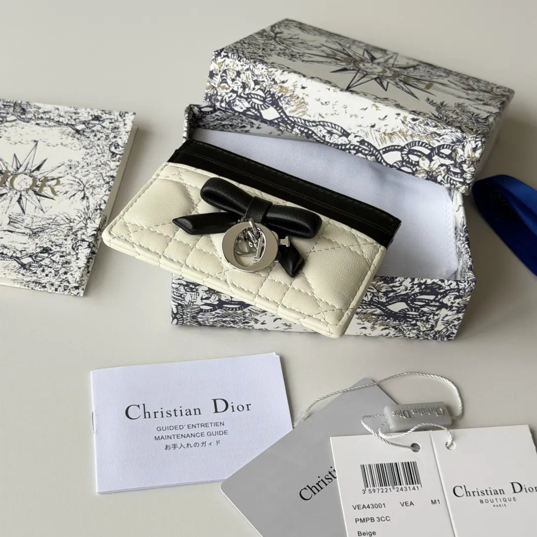 Dior 白色羊皮蝴蝶结化妆包 收纳