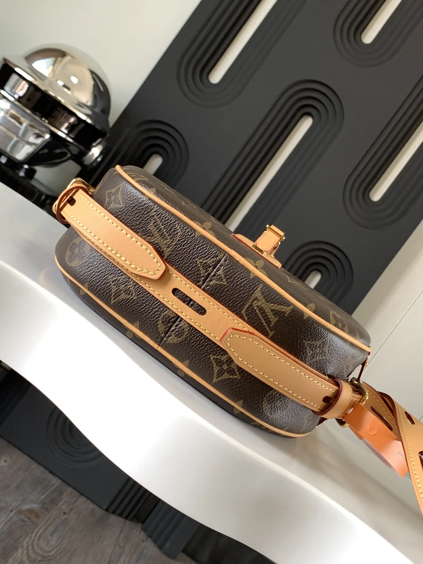 Louis Vuitton M45647 Crossbody Bag