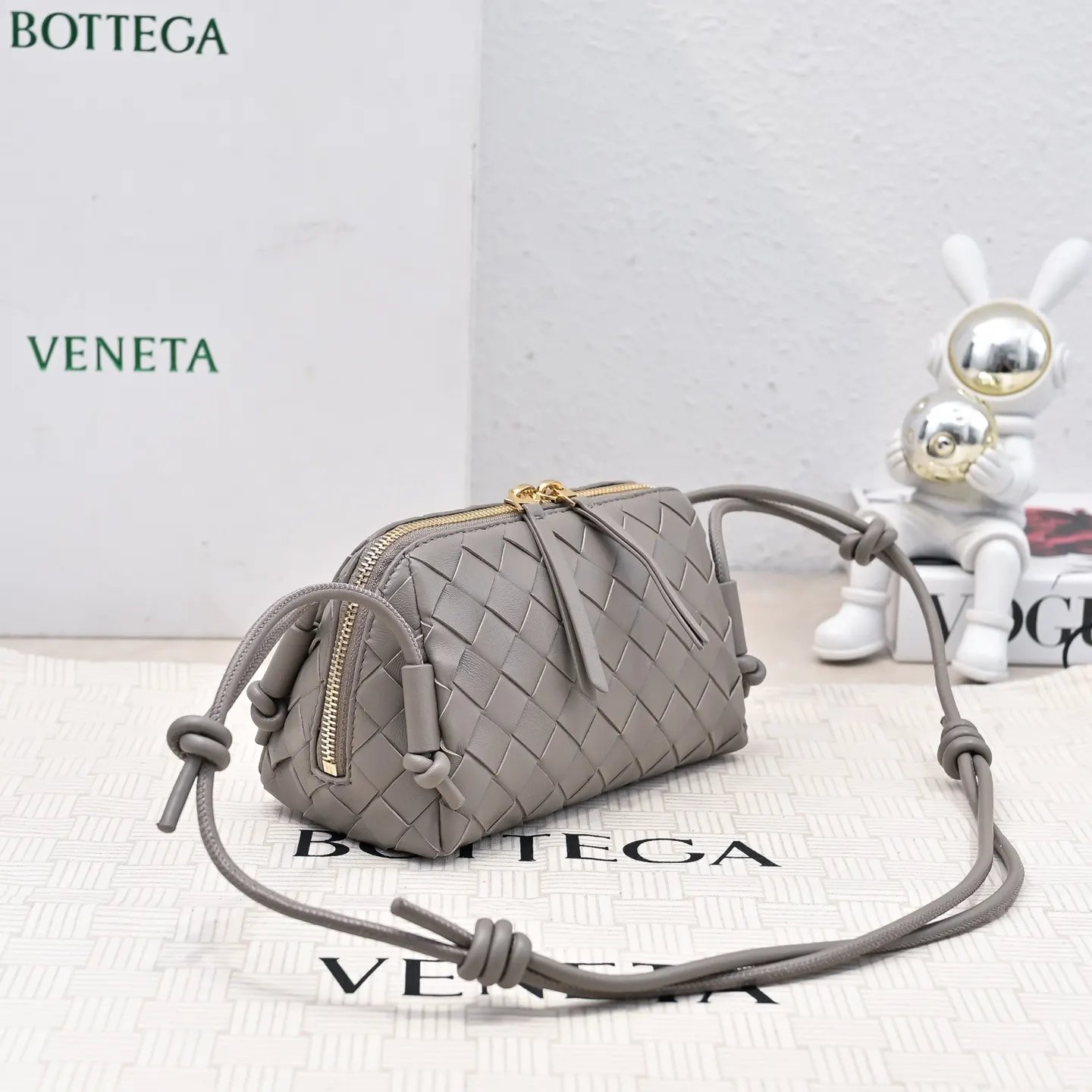 Bottega Veneta 腋下包 复古腋下背款