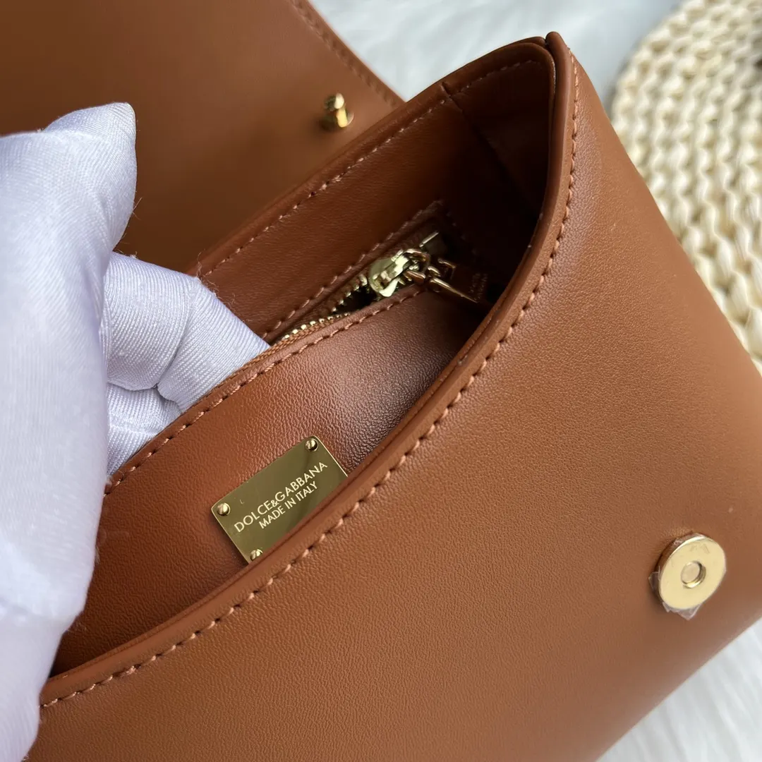 Crossbody Bag Lightweight Leather