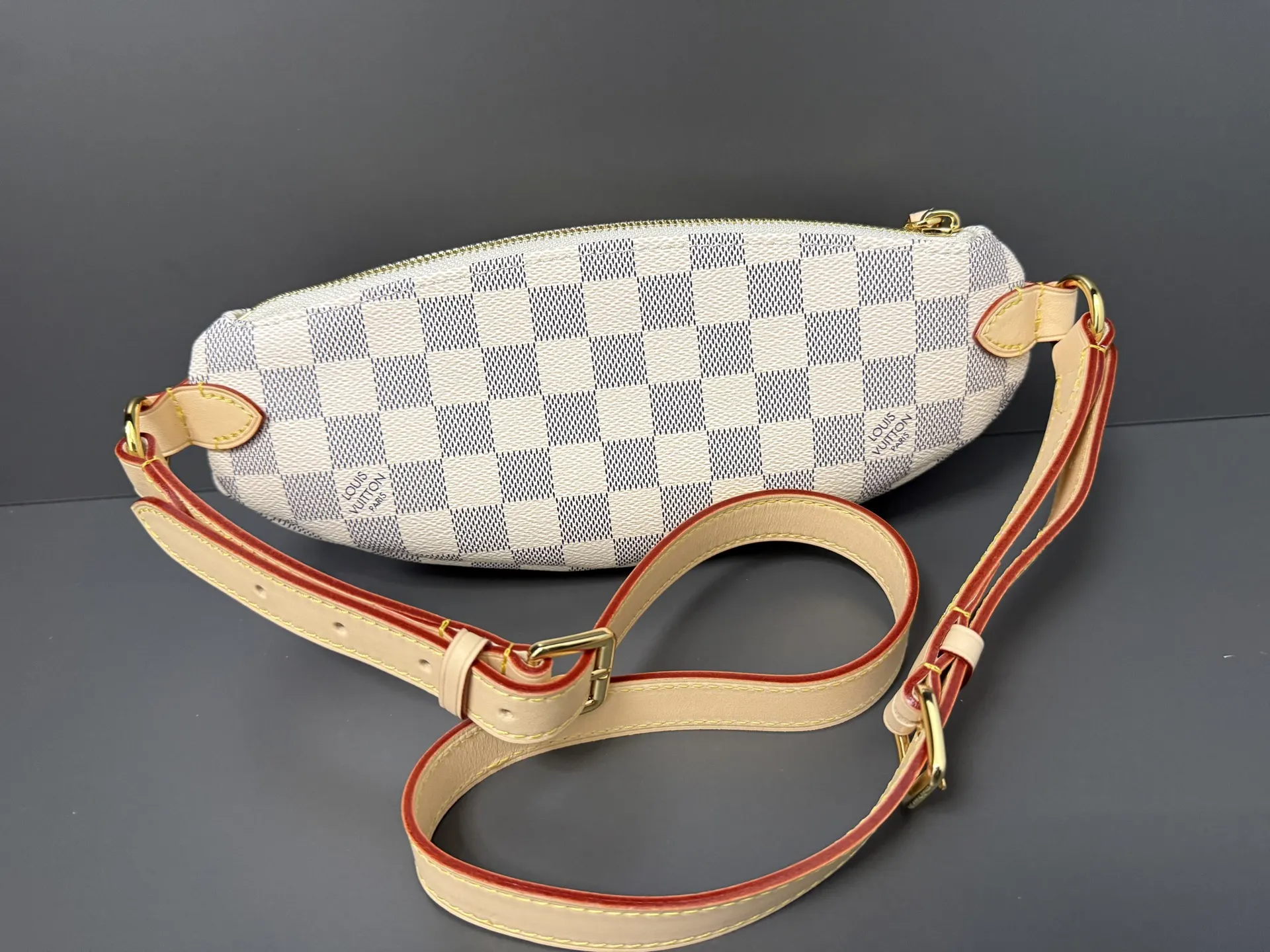 LV 帆布 Keepit 腰包于 休閒腰包款