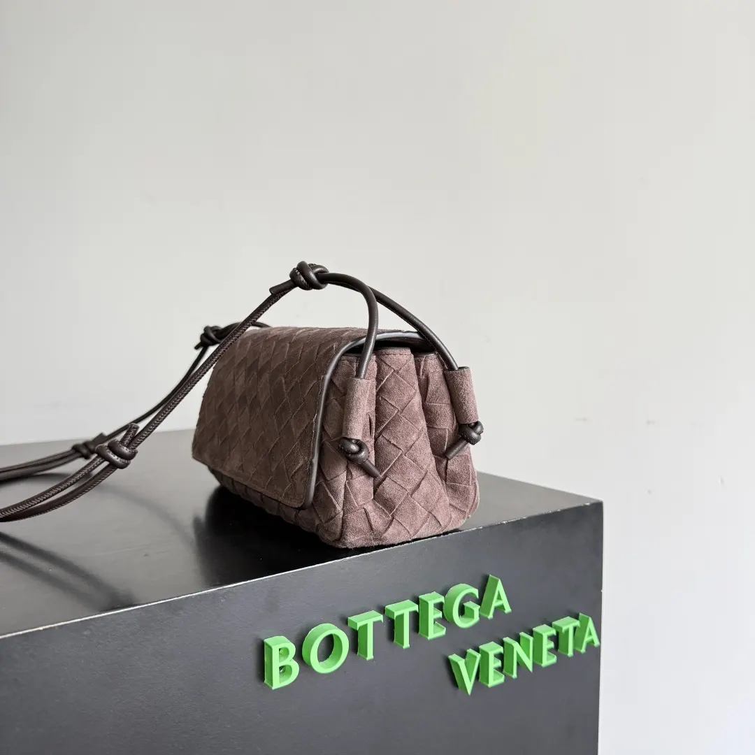 Bottega Veneta 手拿包 精致手拿款