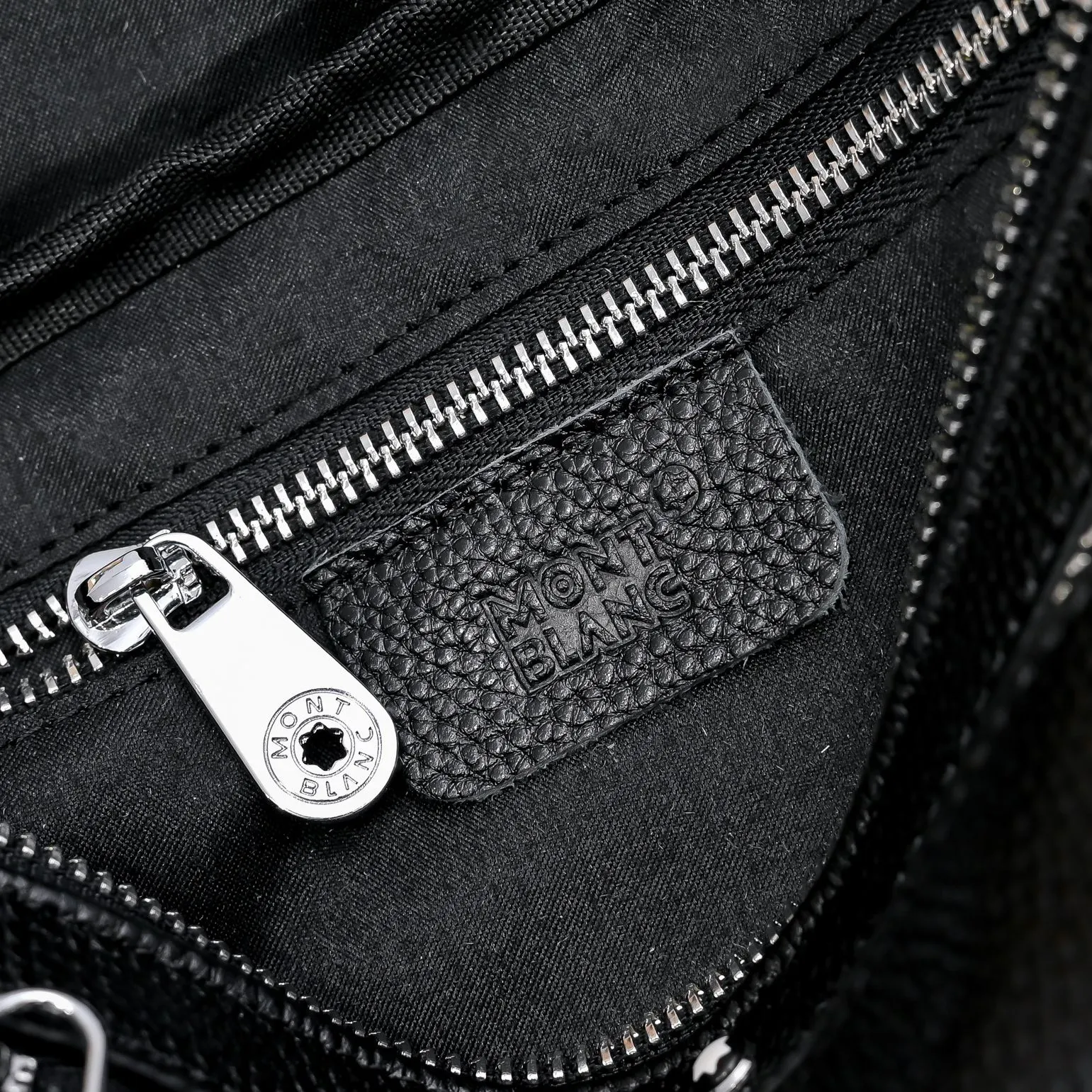 Belt Bag Casual Leather Image 9 Belt Bag Casual Leather Image 9