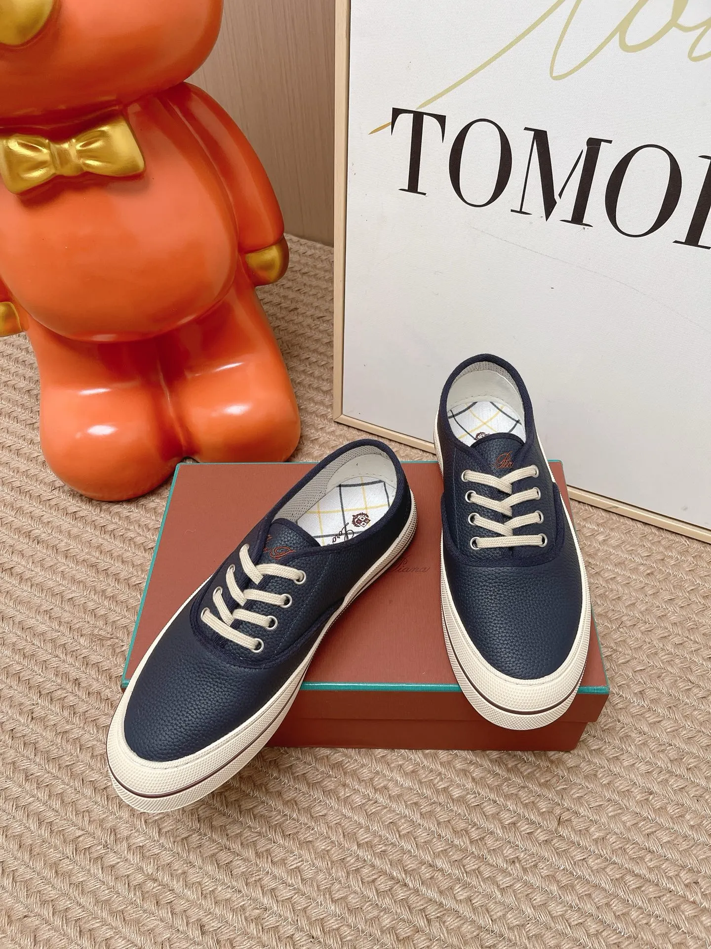 Loro Piana Sneakers Casual Versatile Image 4 Loro Piana Sneakers Casual Versatile Image 4