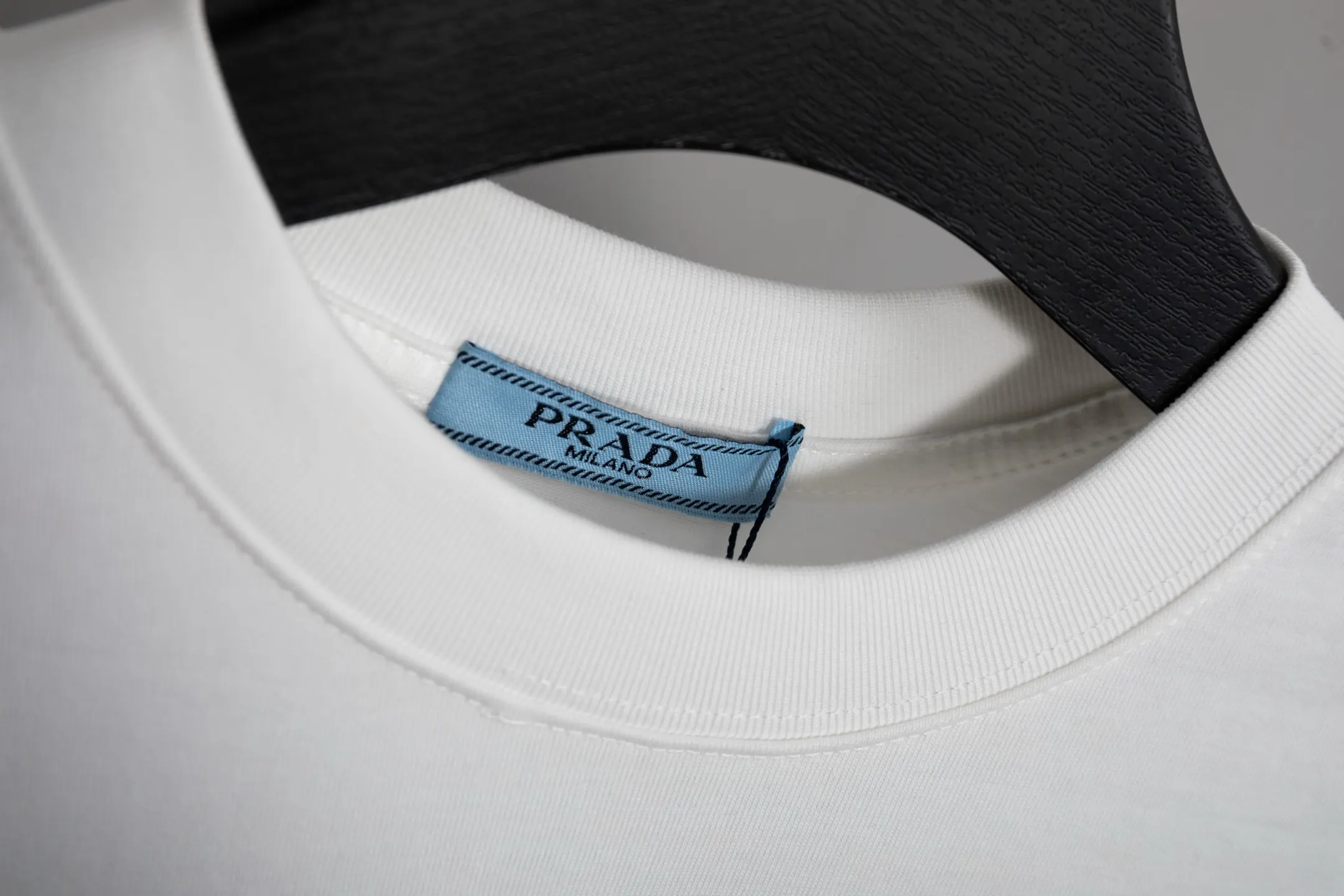 PRADA 贴布字母刺绣 短袖T恤 高克重休闲款