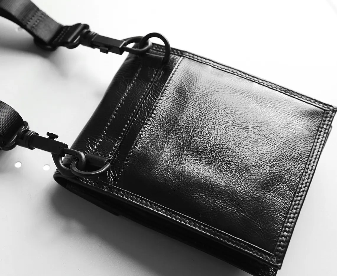 Balenciaga 單肩包 日常搭配(數字4) Balenciaga 單肩包 日常搭配(數字4)