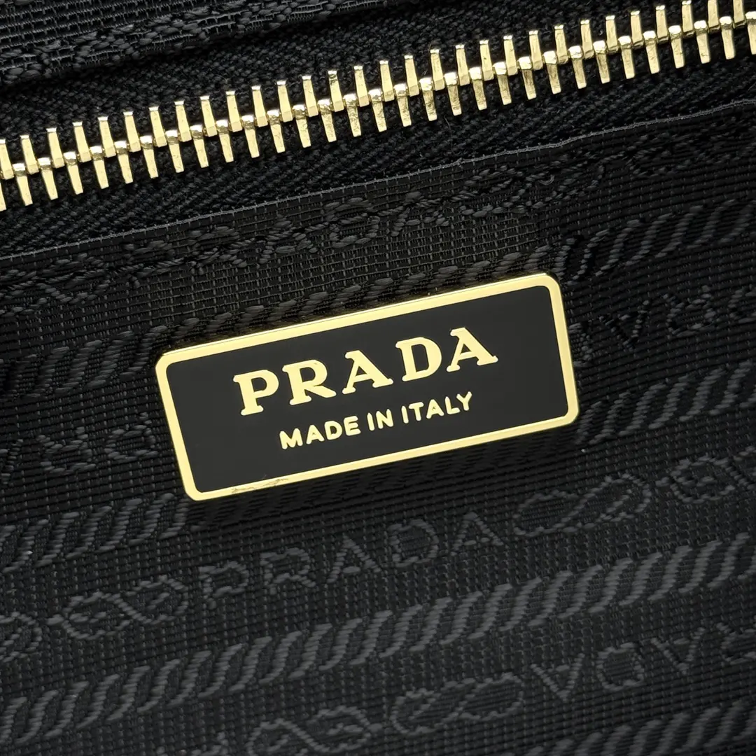 Prada Re-Nylon Bucket Bag Commuter