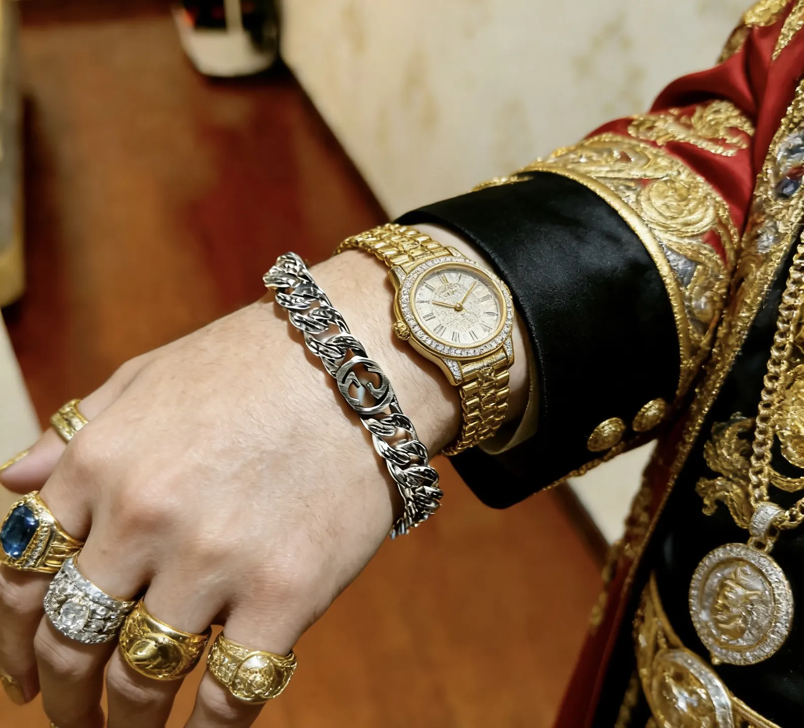 Gucci 链条包 单肩斜挎