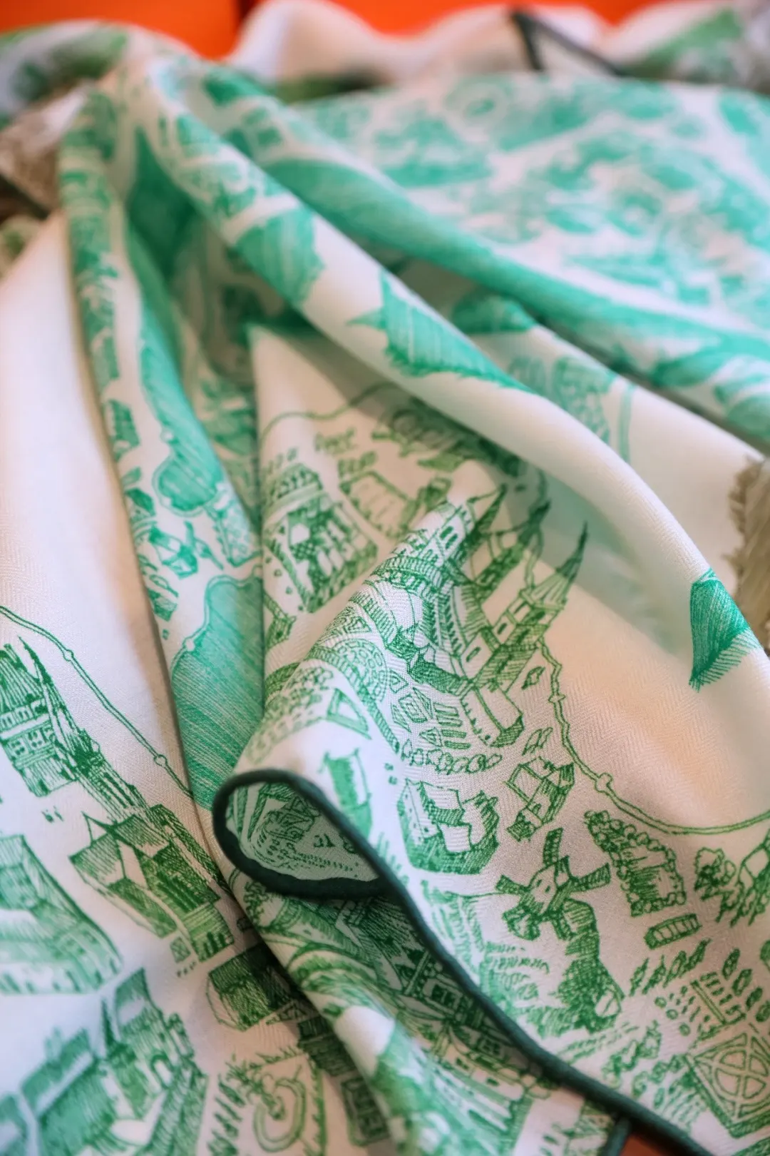 Hermès Scarf
