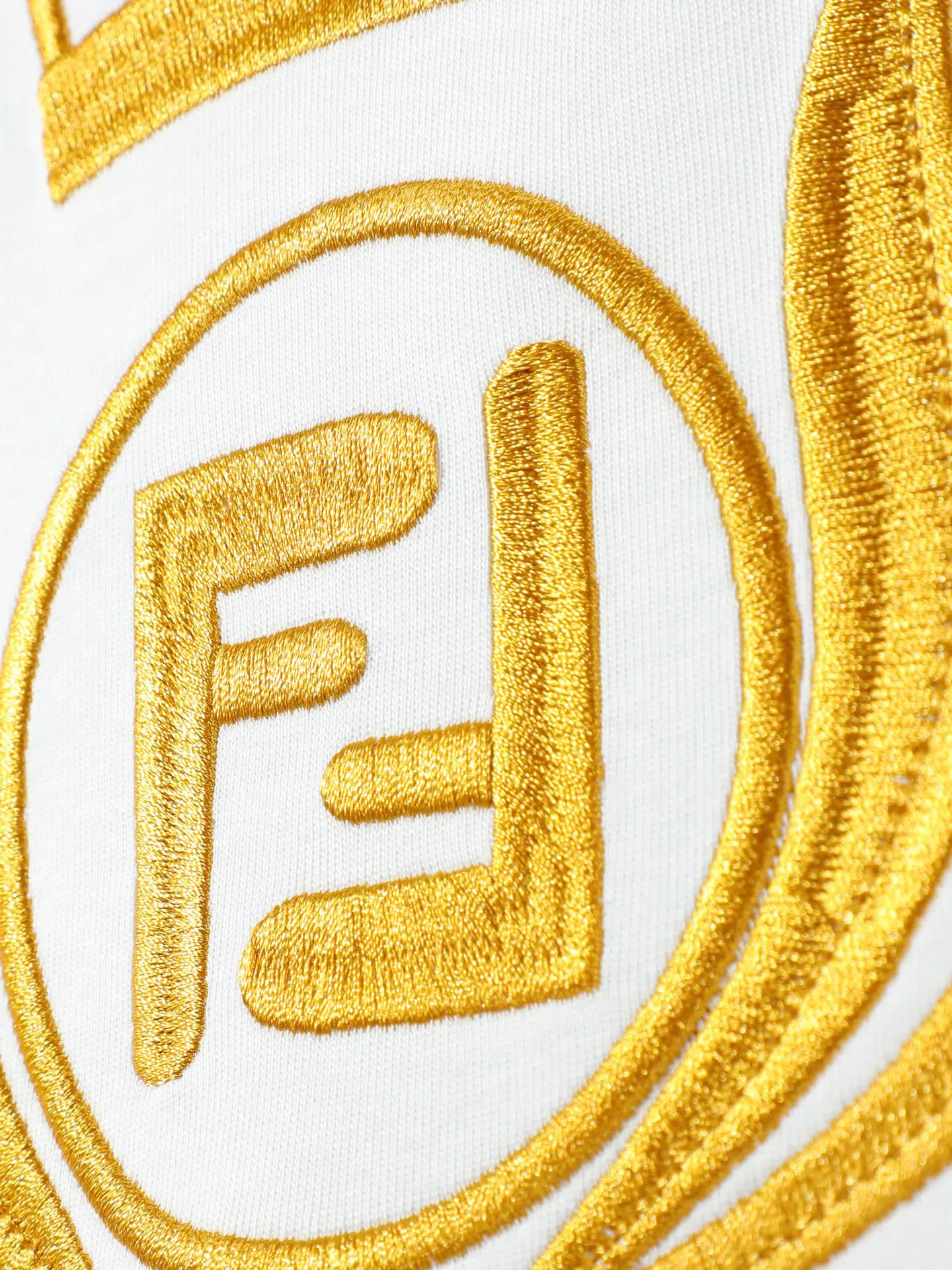 Fendi 2026春夏 Logo 刺绣 短袖T恤 日常百搭款 款2