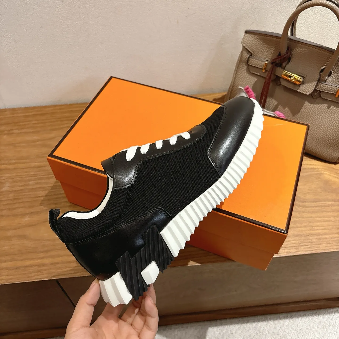 Hermès SS 运动鞋(數字9) Hermès SS 运动鞋(數字9)