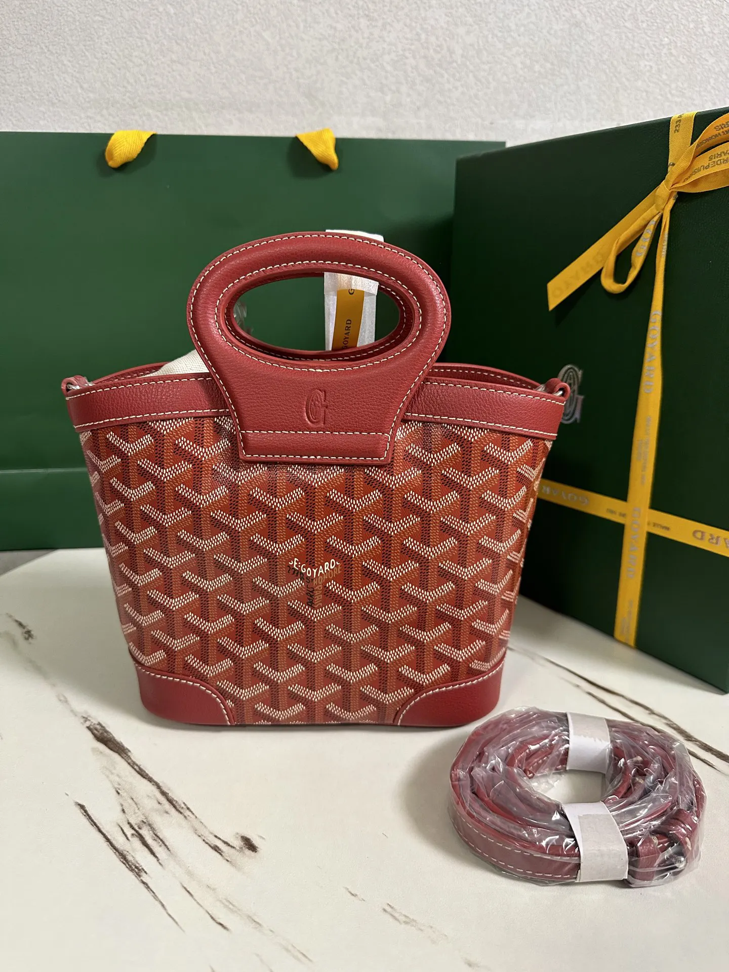 Goyard 紅色 小牛皮 單肩包 日常單肩背款