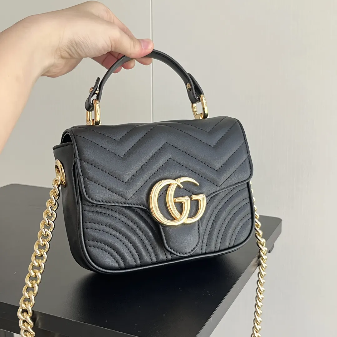 Gucci Marmont 絎縫皮革鏈條包 單肩斜挎