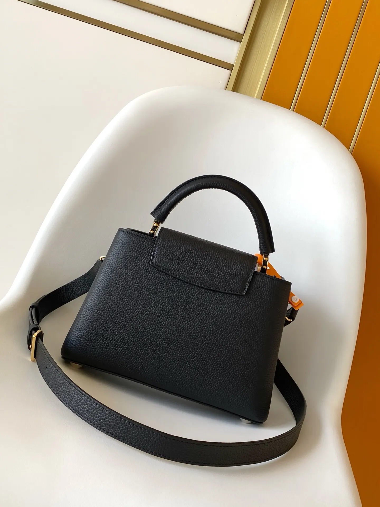 LV Capucines 黑色 牛皮 链条包 精致链条款
