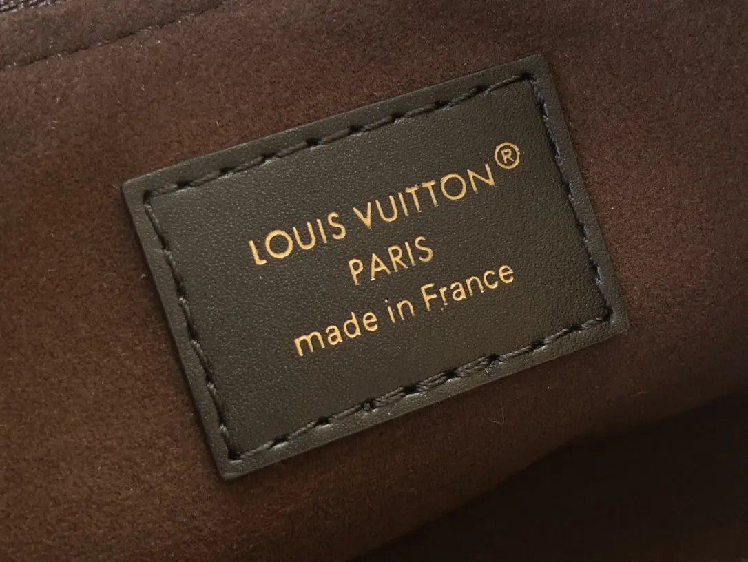 Chain Bag Leather Image 9 Chain Bag Leather Image 9