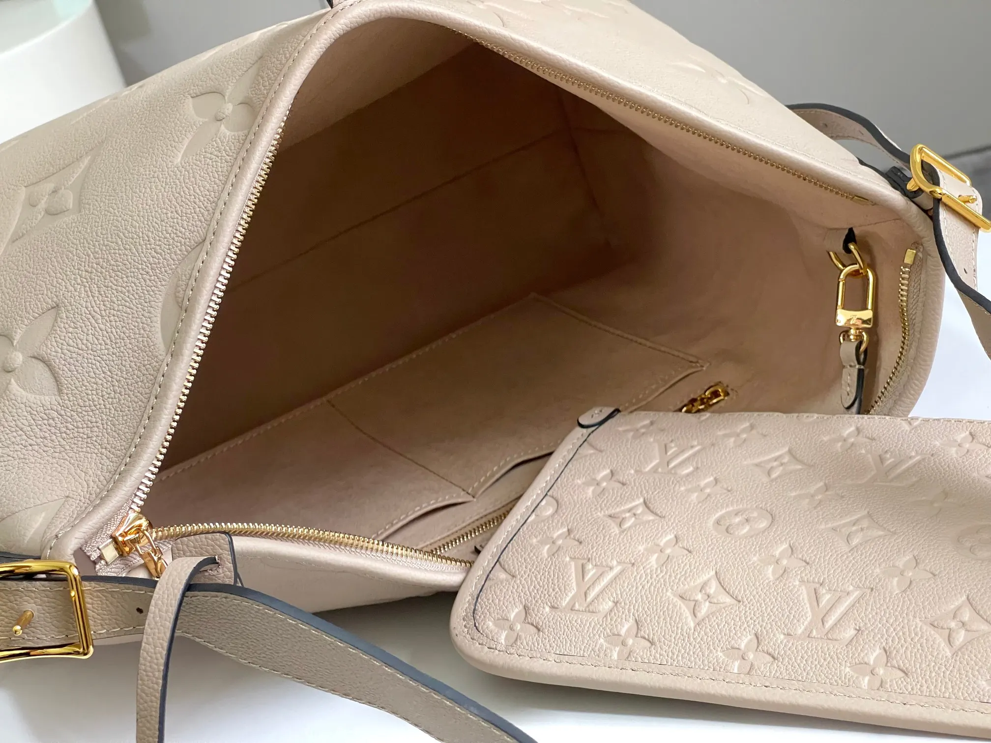 CarryAll 帆布 手拿包 精致手拿款