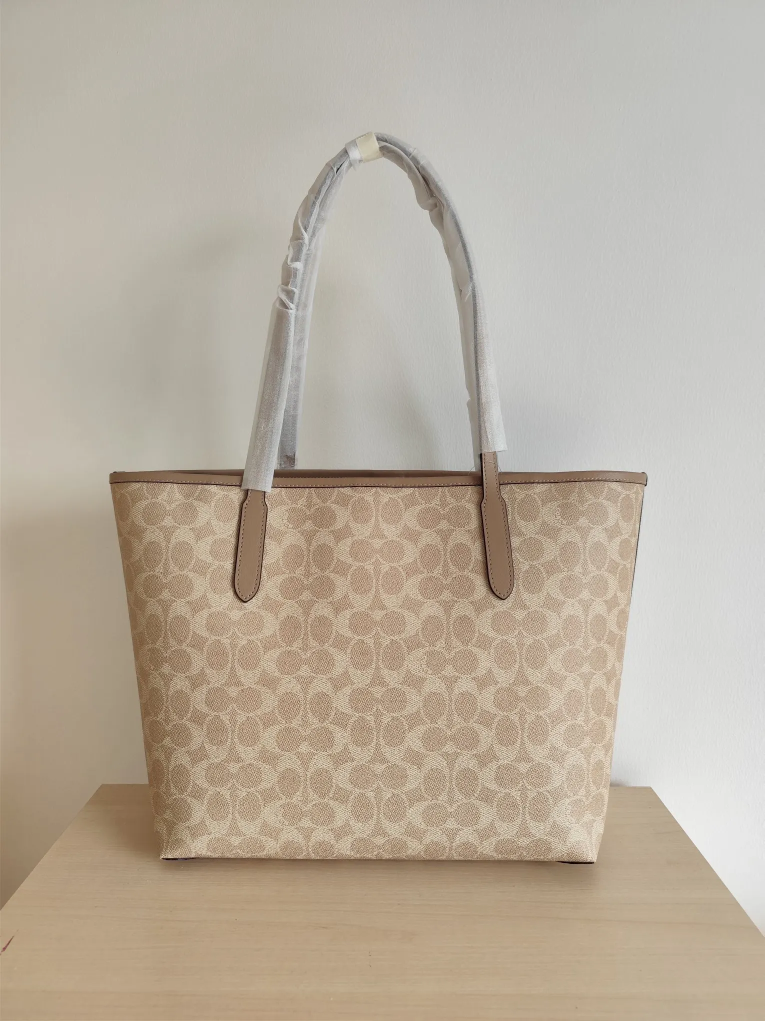 Coach 老花 帆布 托特包 大容量托特款