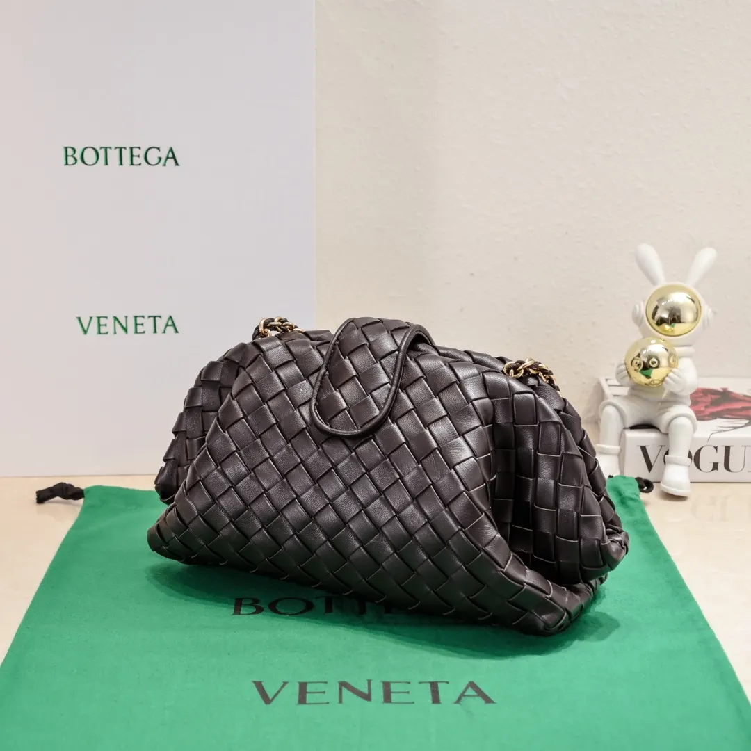 Bottega Veneta 羊皮 链条包 精致链条款
