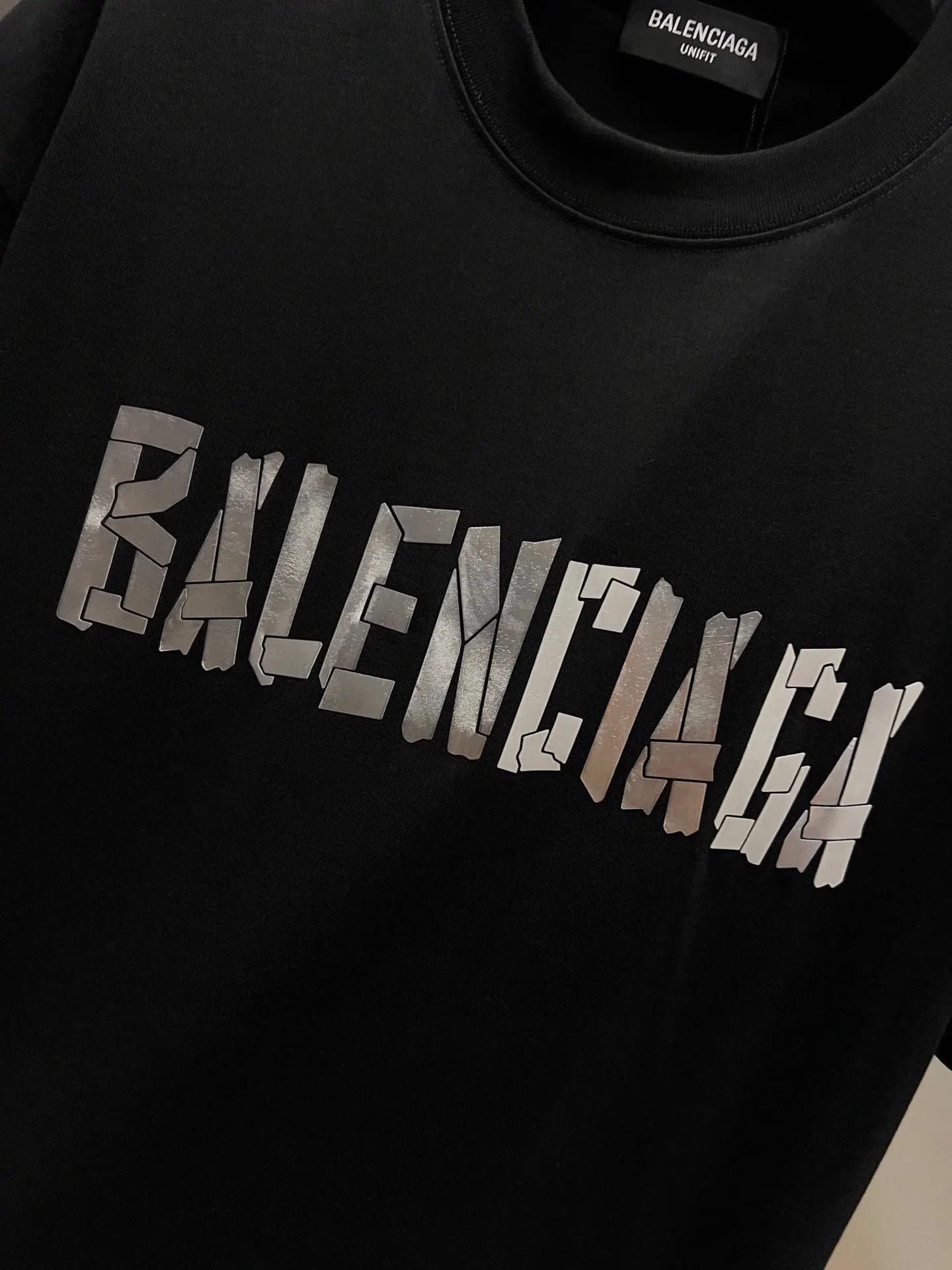 Balenciaga 黑色 Logo 短袖T恤 宽松休閒(數字7) Balenciaga 黑色 Logo 短袖T恤 宽松休閒(數字7)