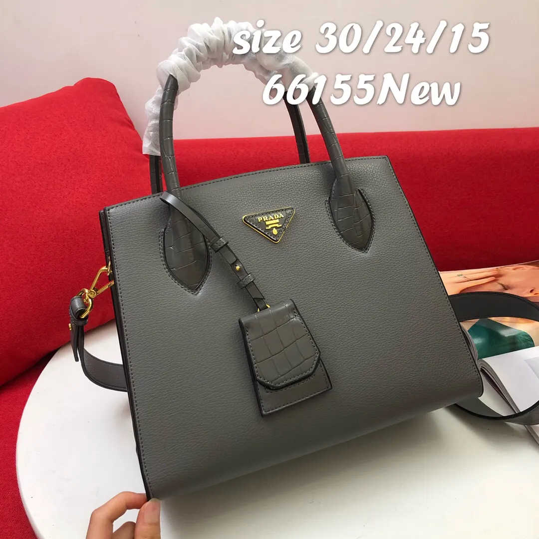 Prada 鳄鱼皮 牛皮 手提包