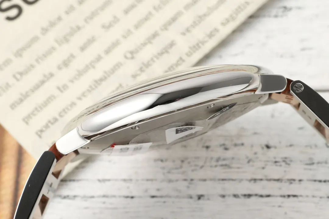 Cartier 鳄鱼皮 AF蜕变归来 卡地亚 蓝气球系列腕表 延续以 手表 经典腕表款