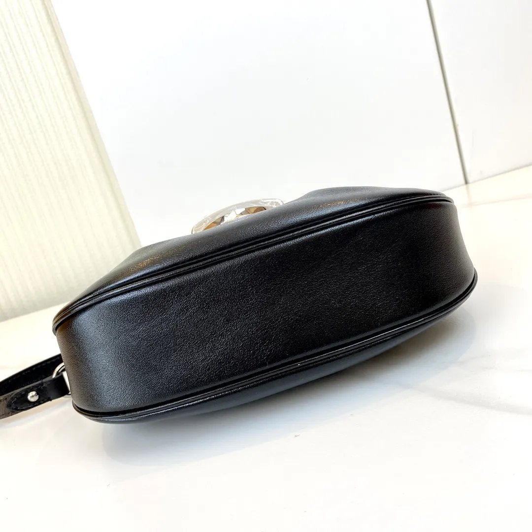 LV 牛皮 动态变码 以崭新系列展现品牌风华 倾情推 收納包 旅行收納款