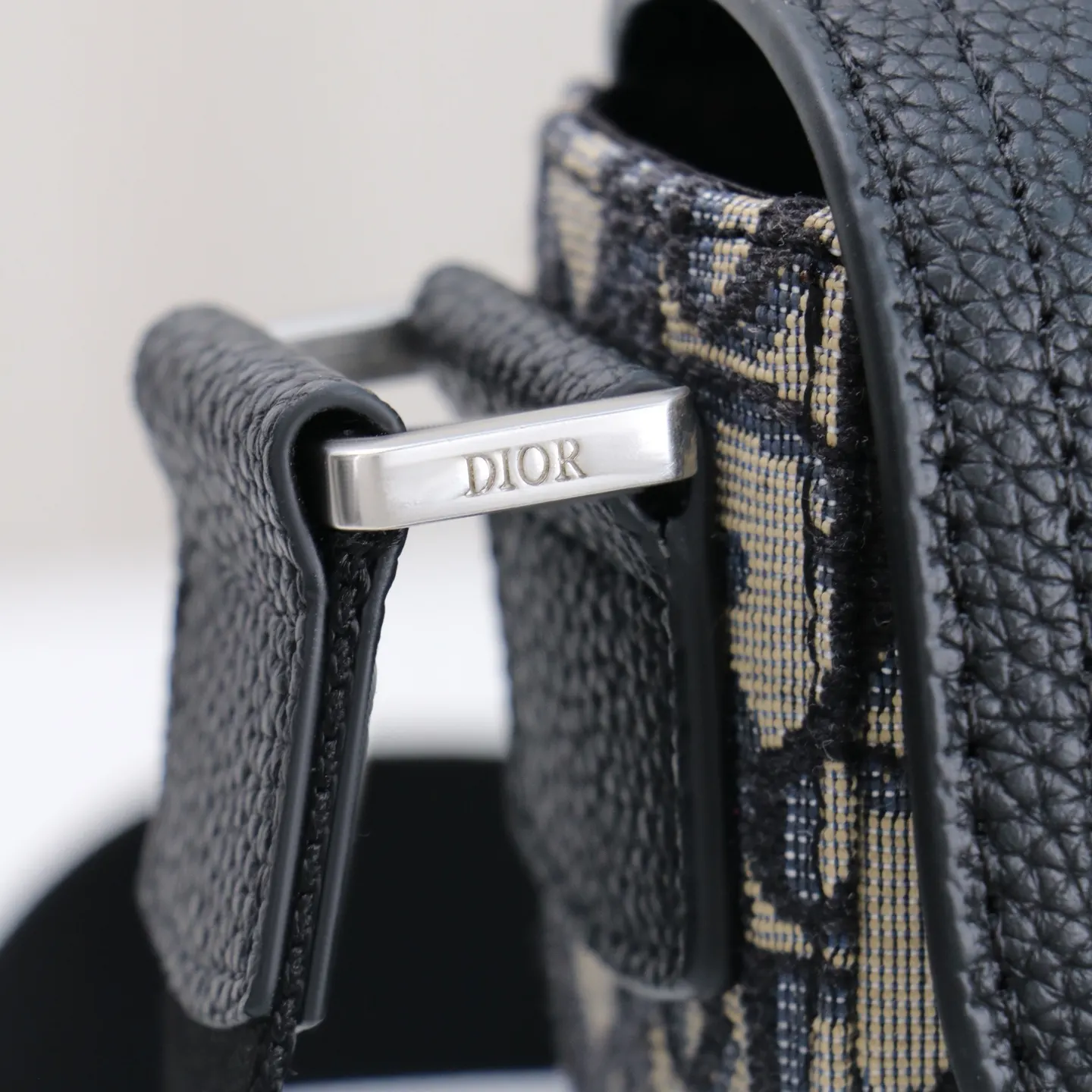 Dior Saddle Oblique 斜背包