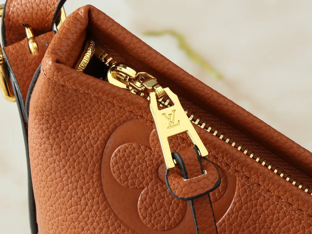 CarryAll Mo手拿包 精致手拿款