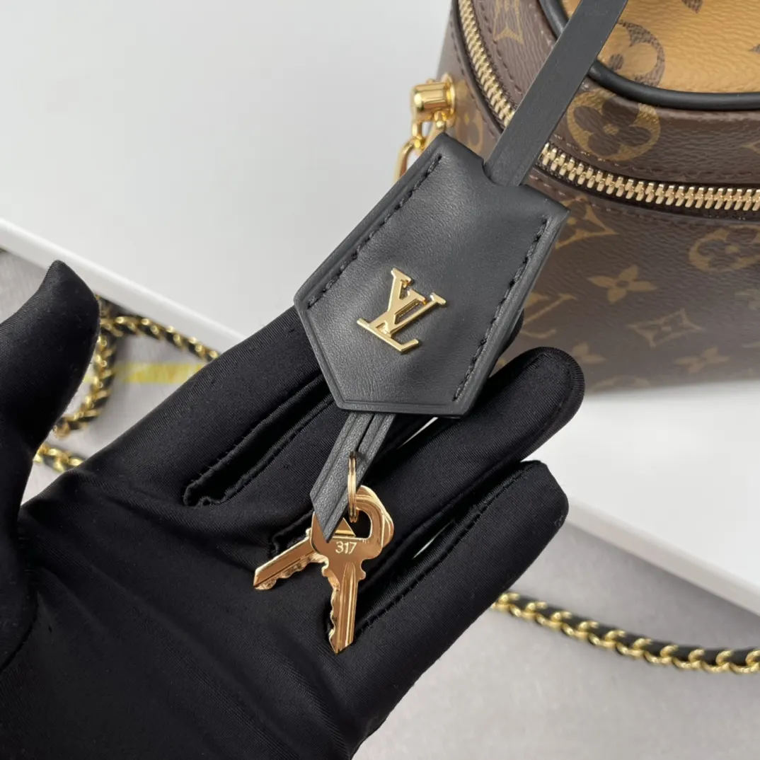 LV 帆布 链条包 精致链条款