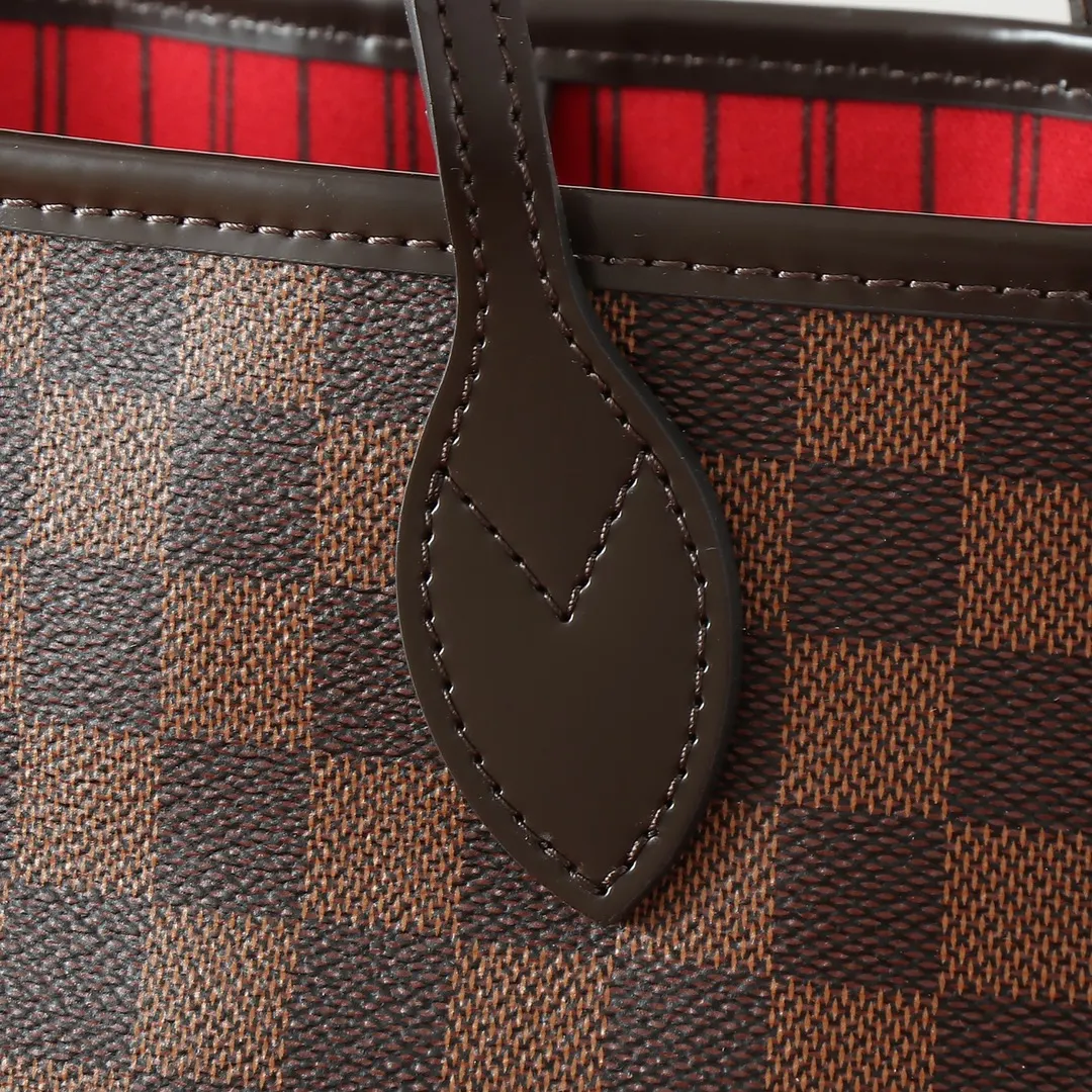 LV Neverfull 帆布 手拿包 精致手拿款