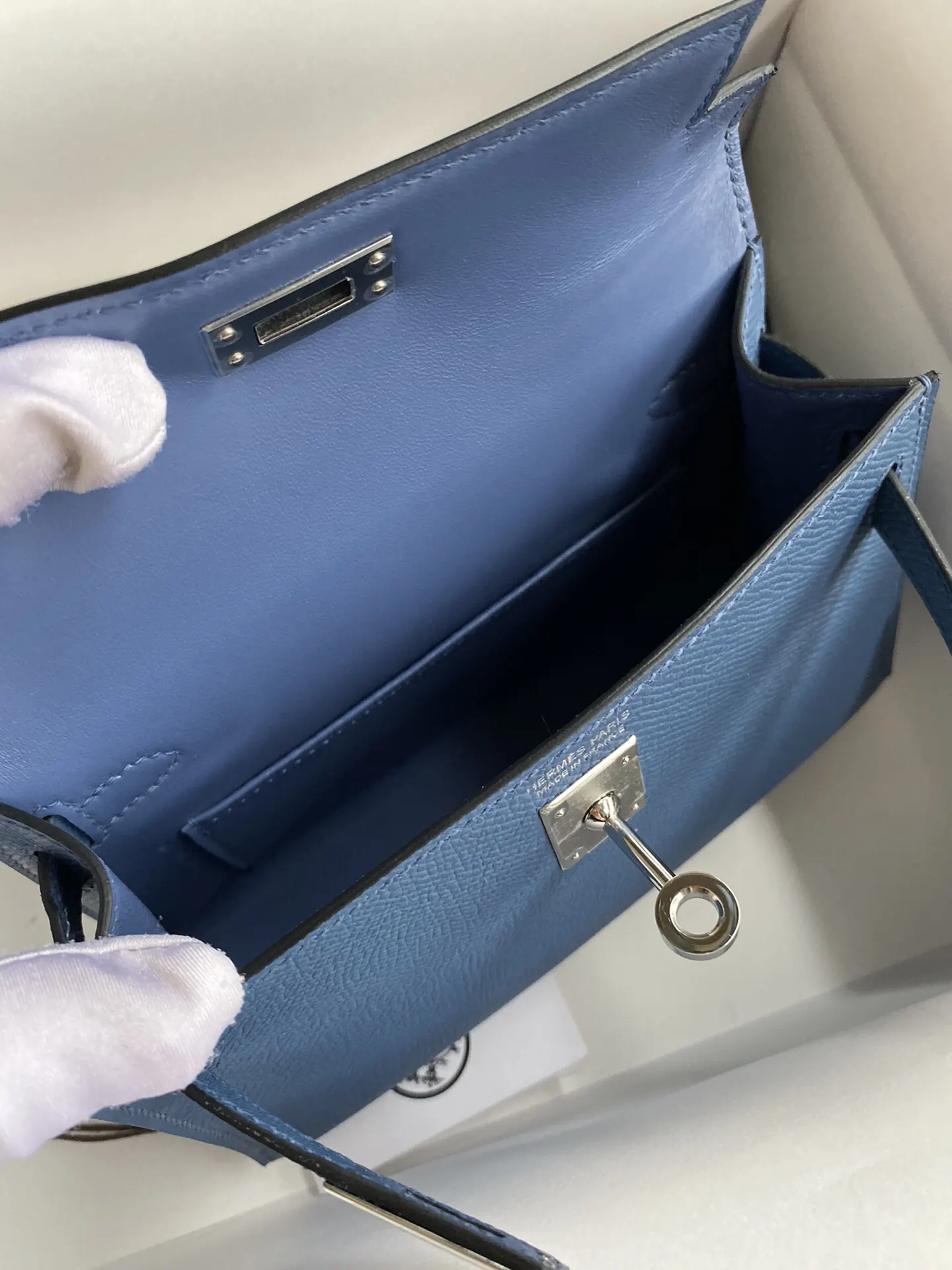 Hermès Kelly Crossbody Bag Classic