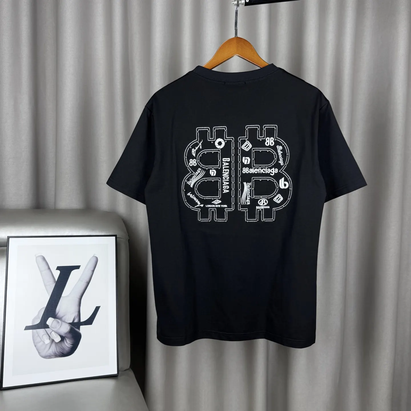Balenciaga 黑色 純棉 Logo 短袖T恤(數字2) Balenciaga 黑色 純棉 Logo 短袖T恤(數字2)