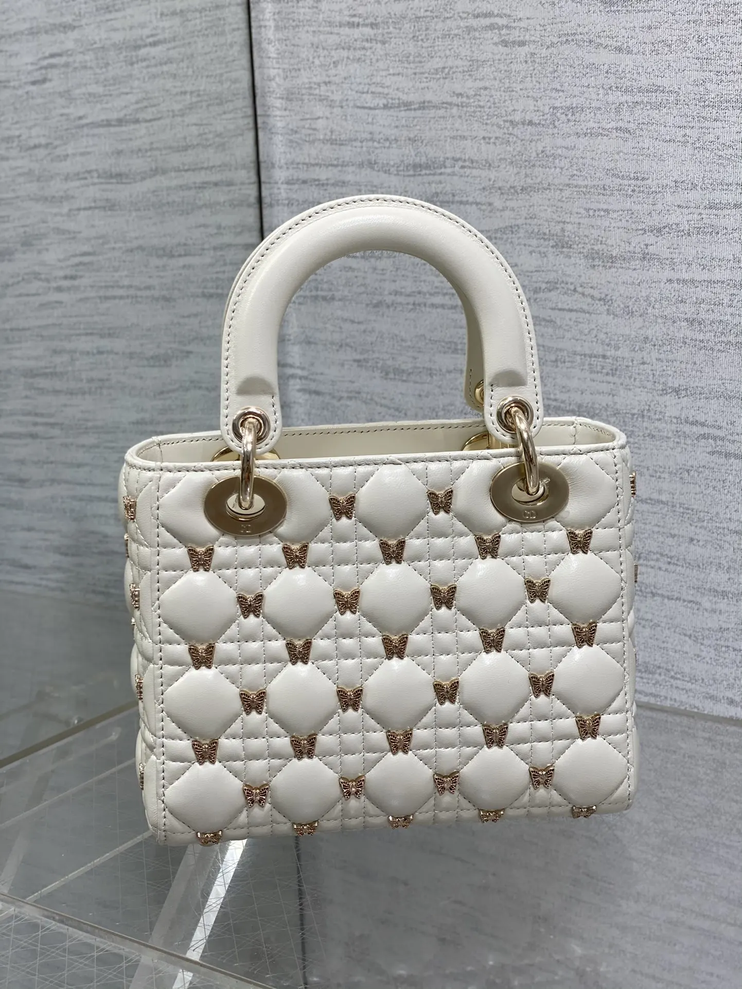 Dior 羊皮 迷人优雅又气场十足 斜挎手拎也是女人味十足 經典 斜背包 輕便斜挎款