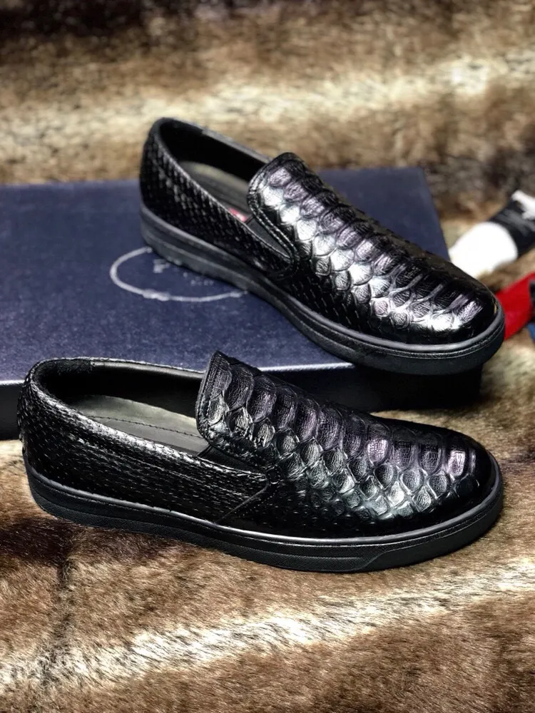 Prada 蟒蛇皮 休闲鞋 舒适