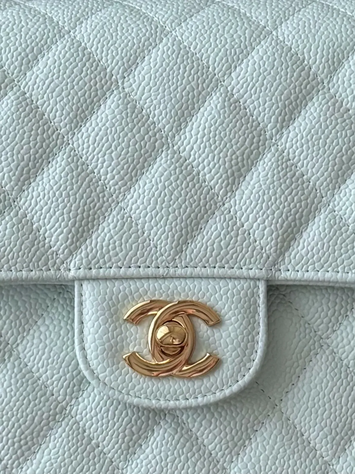Chanel Caviar Cowhide Flap Chain Bag One Shoulder Cross Image 4 Chanel Caviar Cowhide Flap Chain Bag One Shoulder Cross Image 4