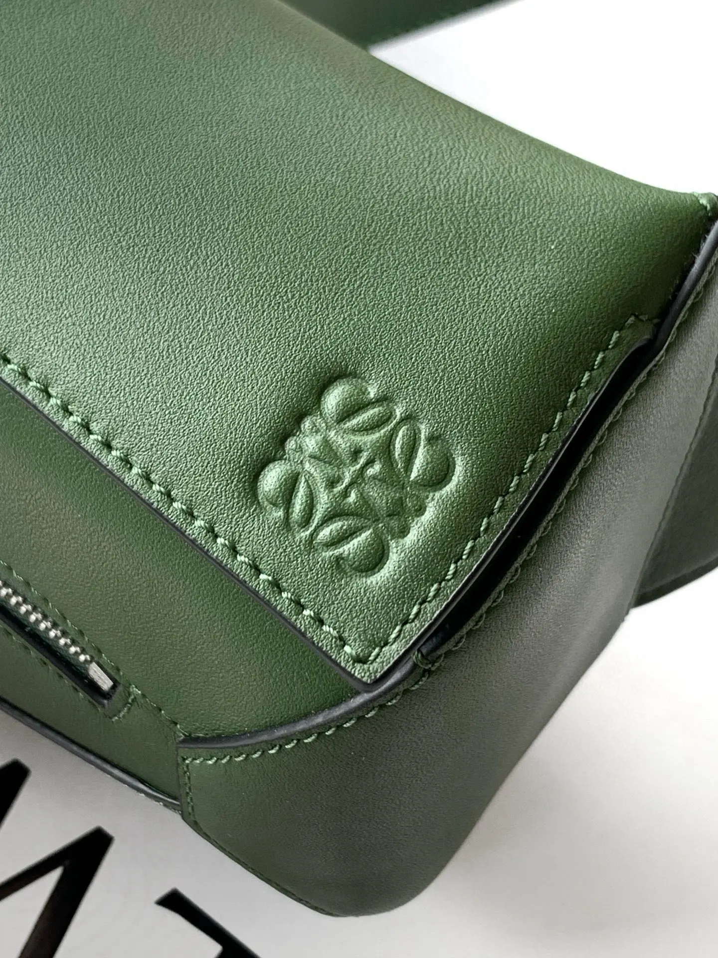 Green Belt Bag Classic Casual Leather