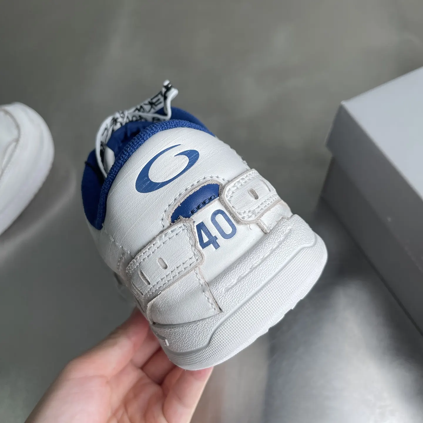 Balenciaga 拼色 牛皮 运动鞋