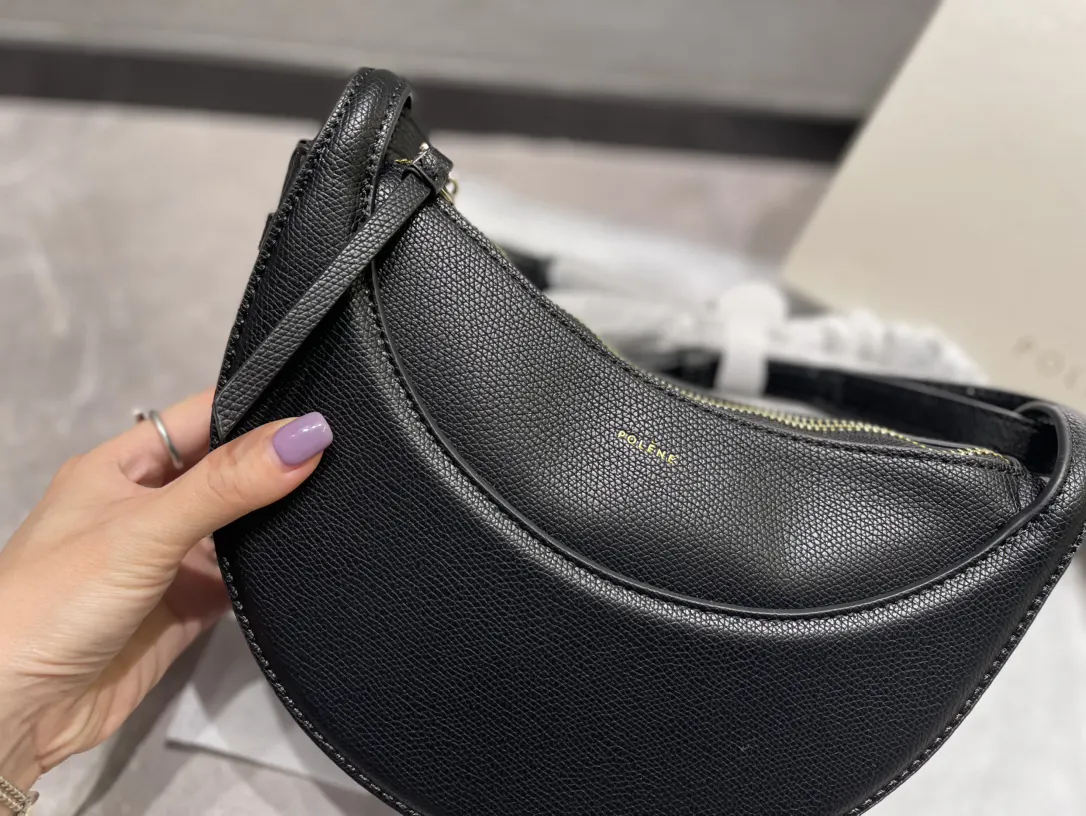 Black White Hobo Shoulder Bag Vintage Leather Image 9 Black White Hobo Shoulder Bag Vintage Leather Image 9