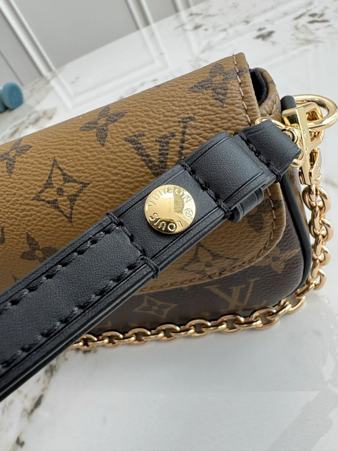 Louis Vuitton M26587 棕色 Monogram 链条包