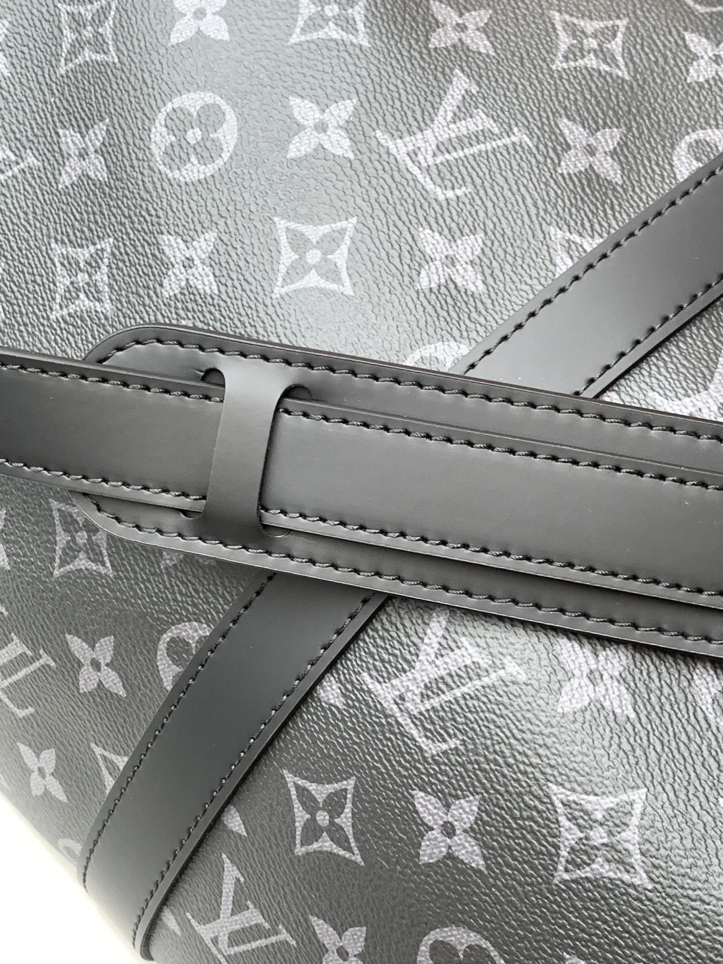 LV travel bag, large-capacity travel model Image 8 LV travel bag, large-capacity travel model Image 8