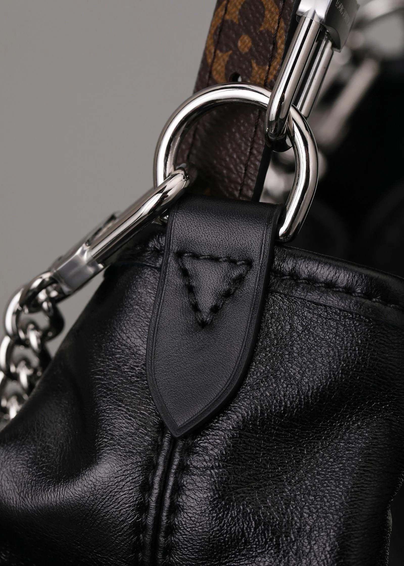 CarryAll 水桶包 休閒水桶款