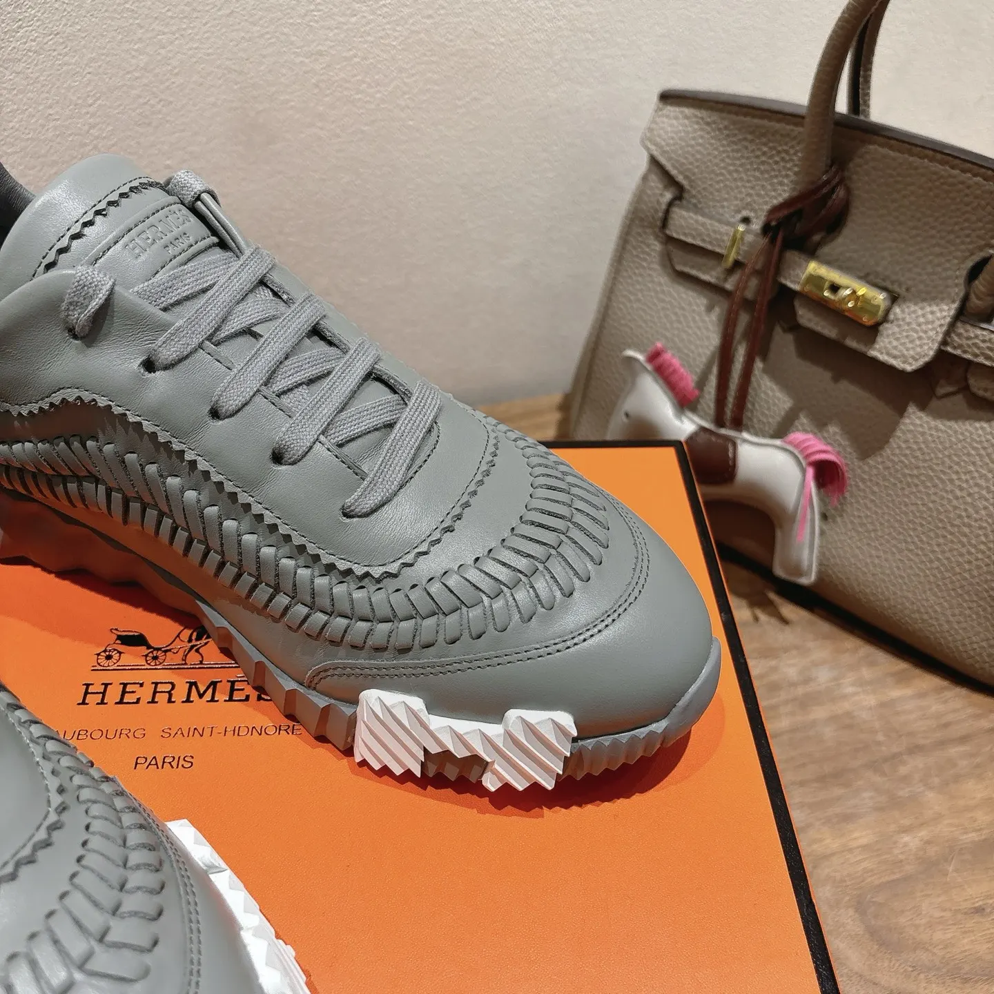 Hermès SS 运动鞋(數字7) Hermès SS 运动鞋(數字7)